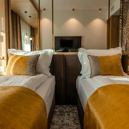 Branco Hotel 4*